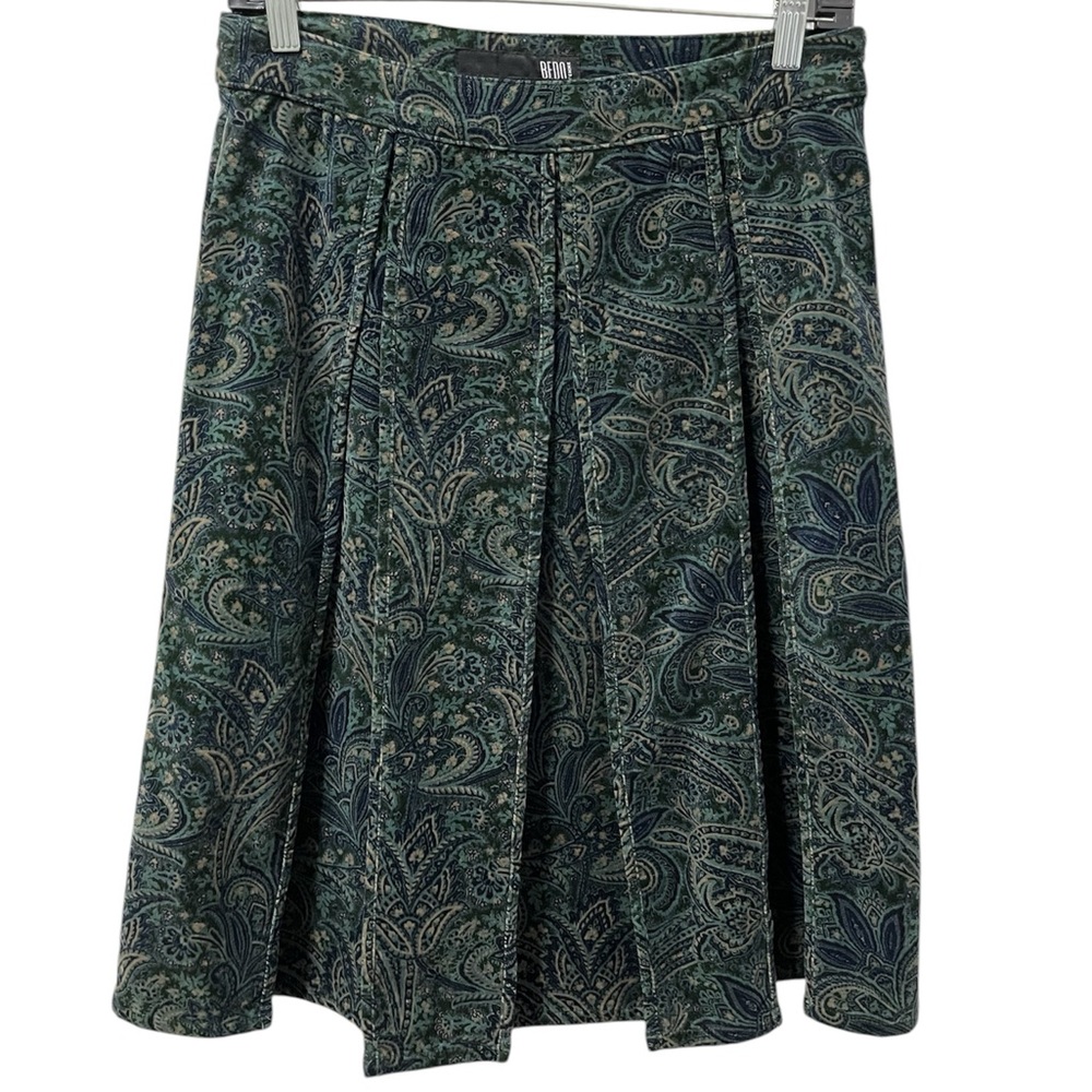 FOREST GREEN PAISLEY PRINT VELVET SKIRT